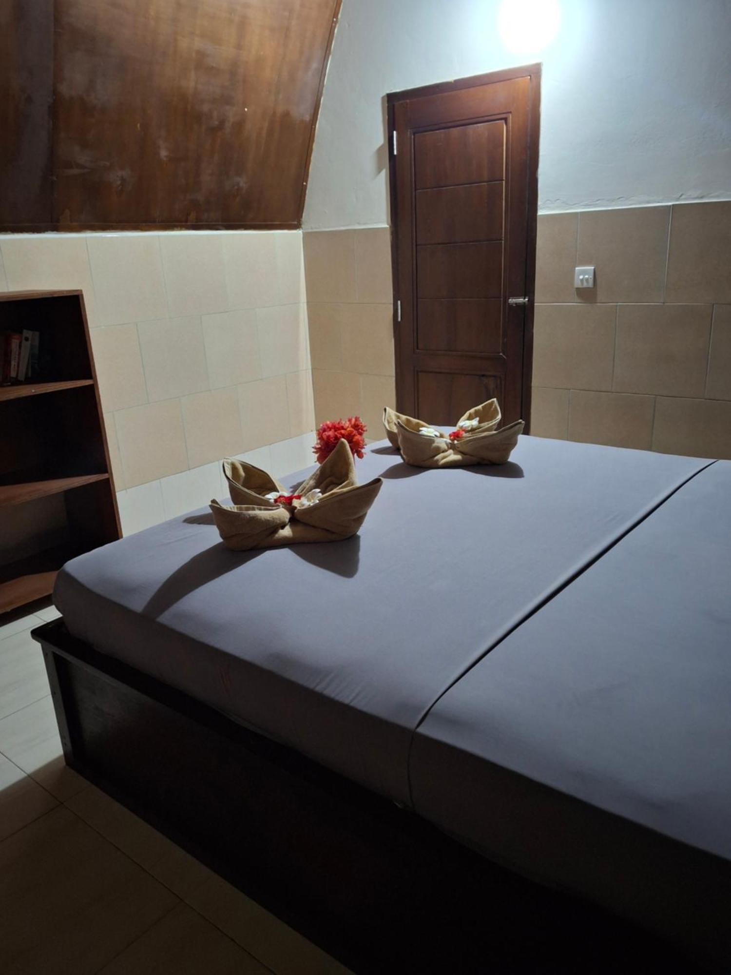 Cnunk Bungalow Gili Meno Eksteriør bilde