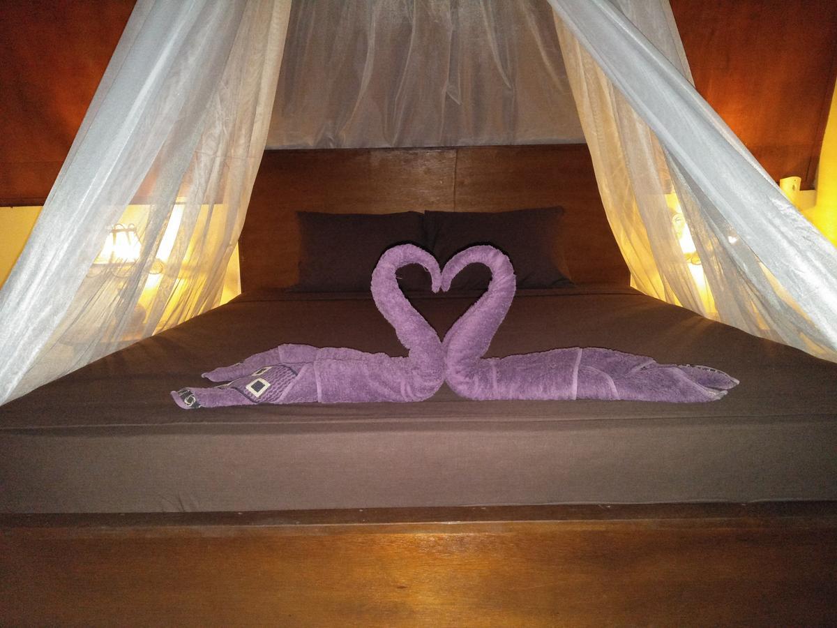 Cnunk Bungalow Gili Meno Eksteriør bilde