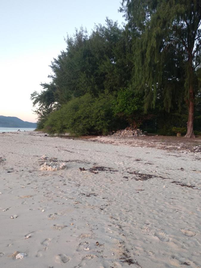Cnunk Bungalow Gili Meno Eksteriør bilde